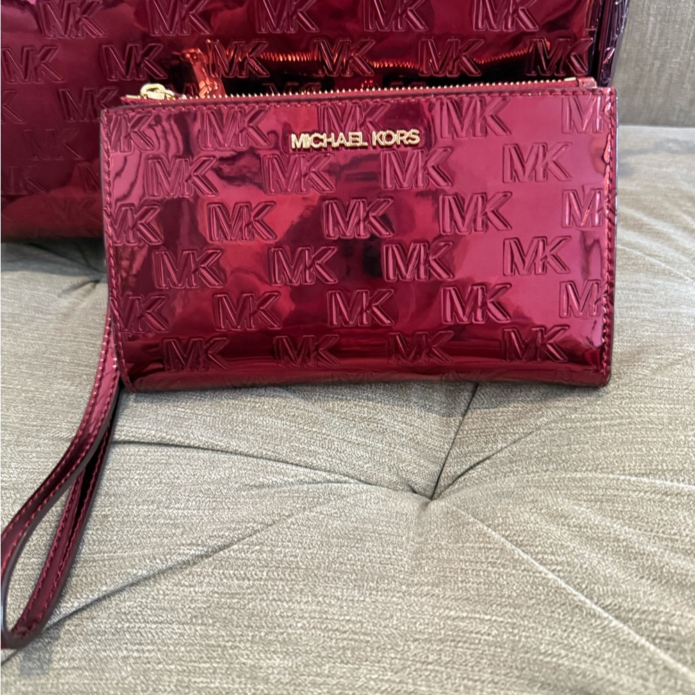 Michael Kors Glossy Red Satchel and Wallet Set - Picture 3 of 12